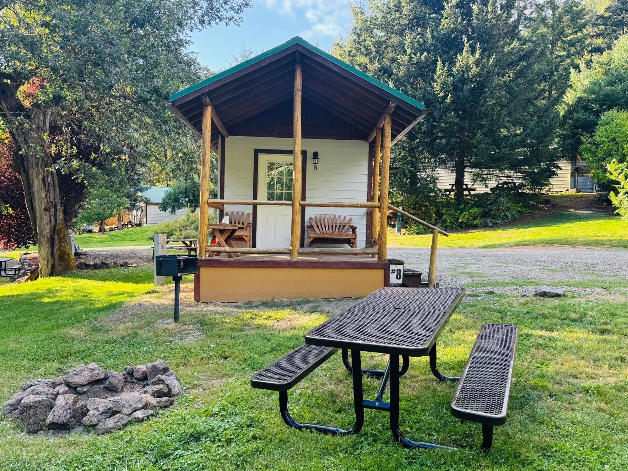 Umpqua'S Last Resort - Wilderness Cabins, Rv Park & Glamping Idleyld Park Zewnętrze zdjęcie
